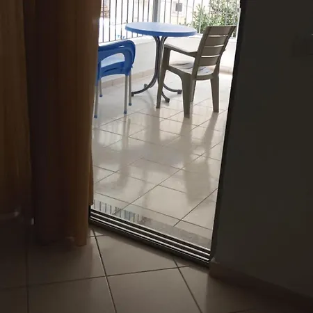 Primavera Lägenhet Sarandë